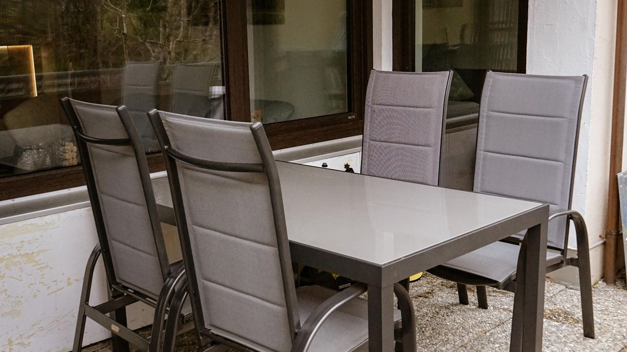 05 Ferienwohnung_Bergzeit_Terasse (4) 05 Ferienwohnung_Bergzeit_Terasse (4)